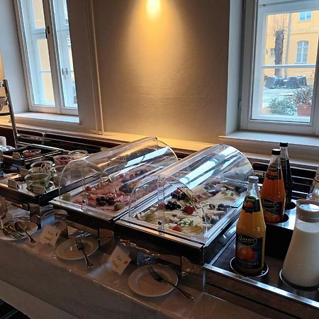 Hotel Vierseithof Luckenwalde Eksteriør bilde
