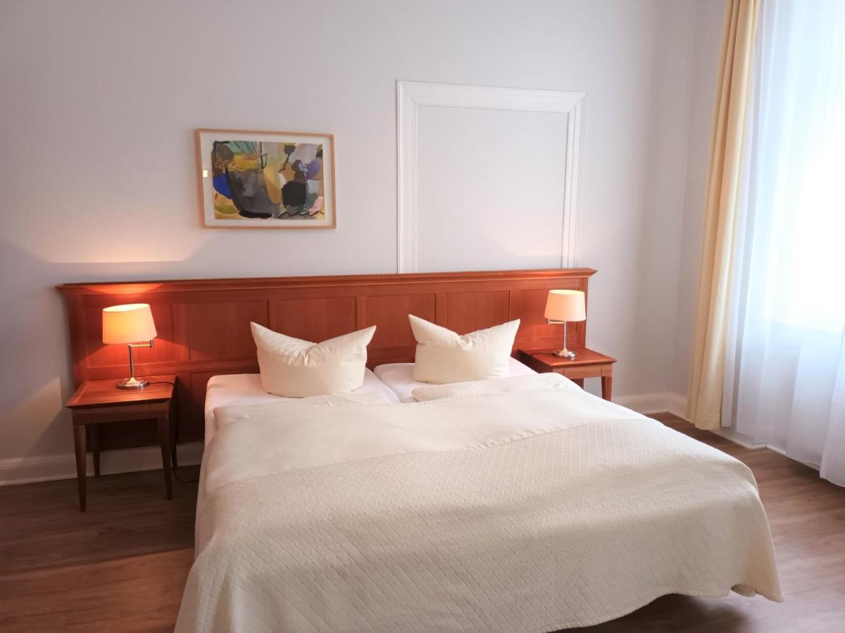 Hotel Vierseithof Luckenwalde Eksteriør bilde