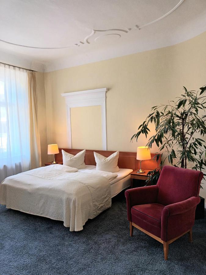 Hotel Vierseithof Luckenwalde Eksteriør bilde