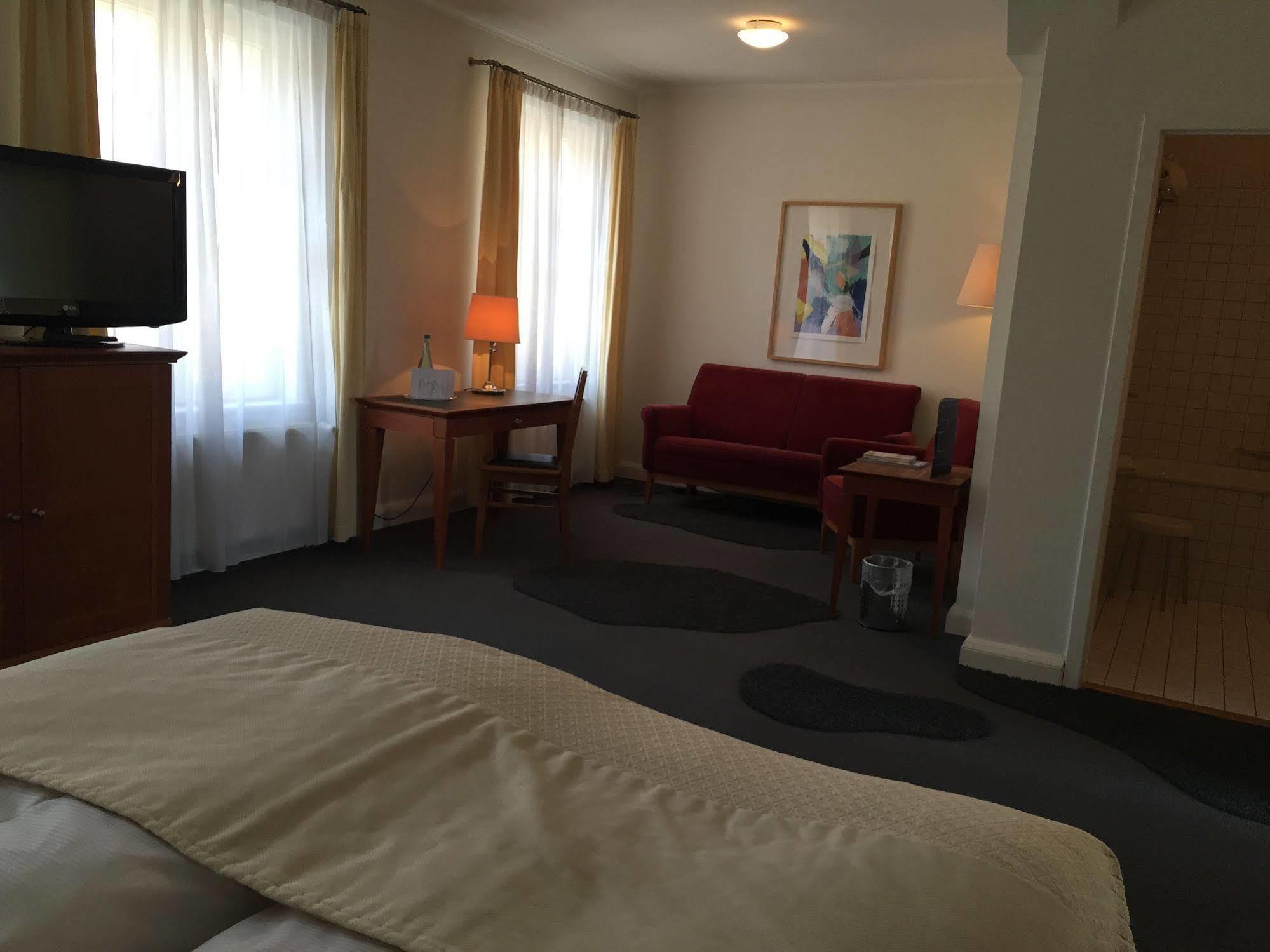 Hotel Vierseithof Luckenwalde Eksteriør bilde