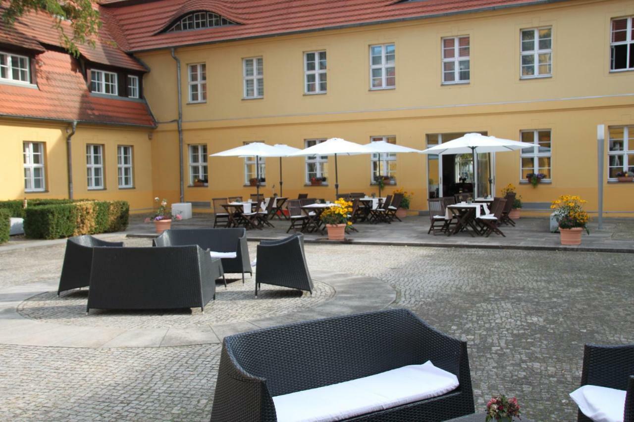 Hotel Vierseithof Luckenwalde Eksteriør bilde